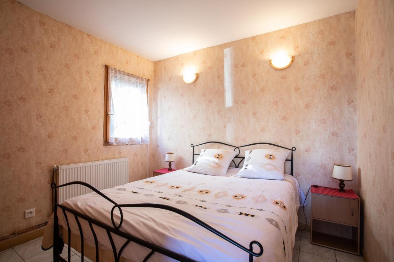 Апартаменты Le Mont Guillaume - 1 Chambre Terrasse Et Jardin Saint-Andre-d'Embrun Экстерьер фото