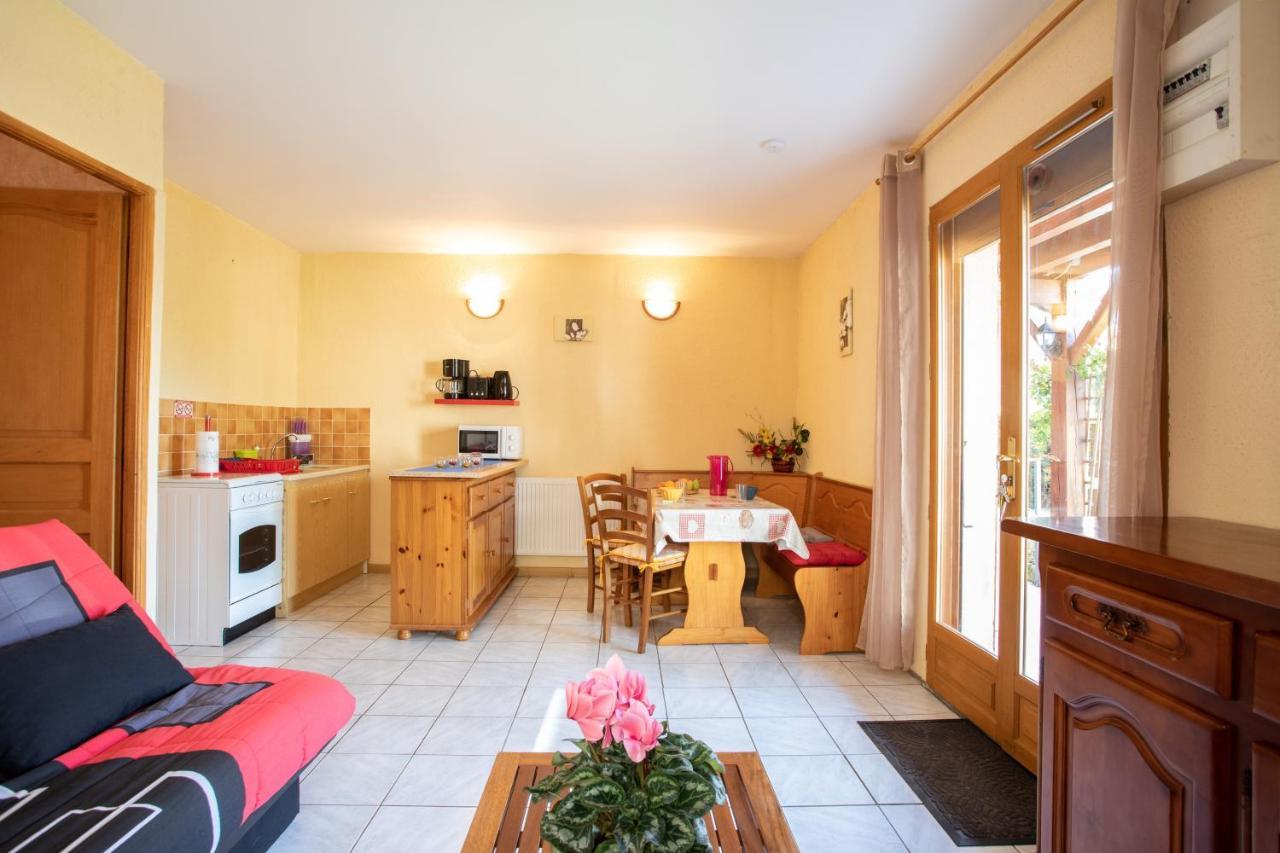 Апартаменты Le Mont Guillaume - 1 Chambre Terrasse Et Jardin Saint-Andre-d'Embrun Экстерьер фото