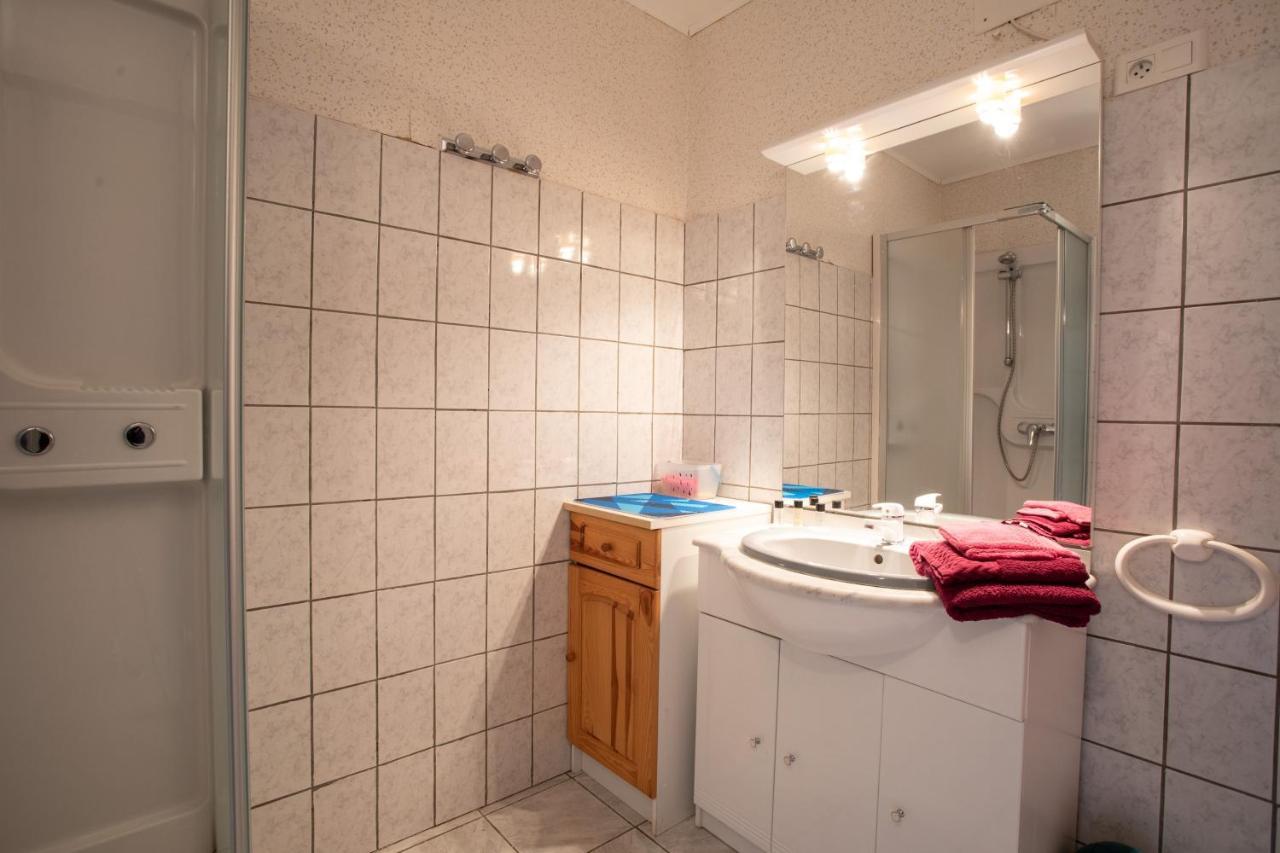 Апартаменты Le Mont Guillaume - 1 Chambre Terrasse Et Jardin Saint-Andre-d'Embrun Экстерьер фото